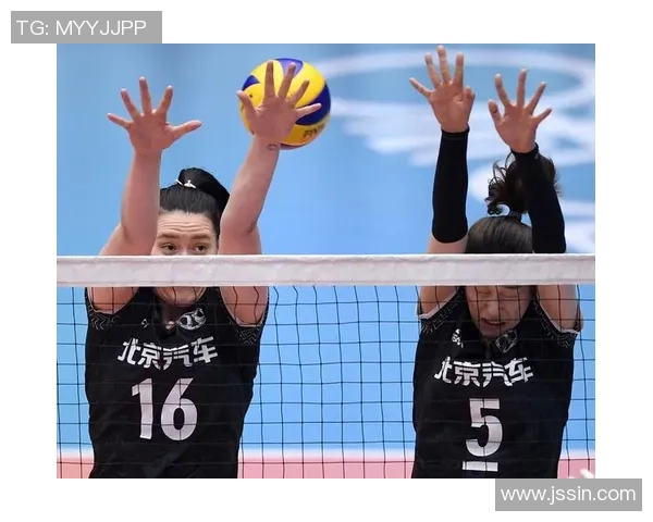 北京排球队的转型之路:从传统到现代的全面革新探索与实践 北京排球队的转型之路:从传统到现代的全面革新探索与实践